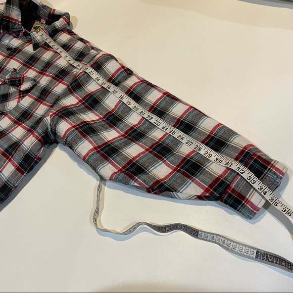 Northern Lakes By Above Average Plaid Flannel Quilted Shacket - Picture 9 of 11